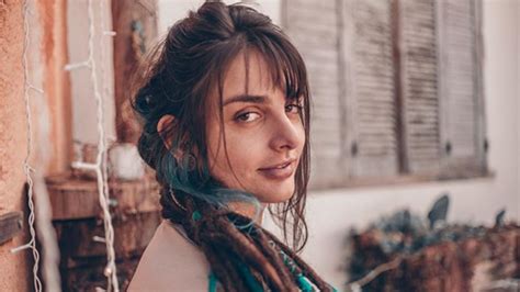 Vídeos Pornôs de Dread Hot .